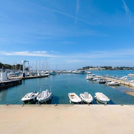 Apartment Maria Porec Bagian luar foto